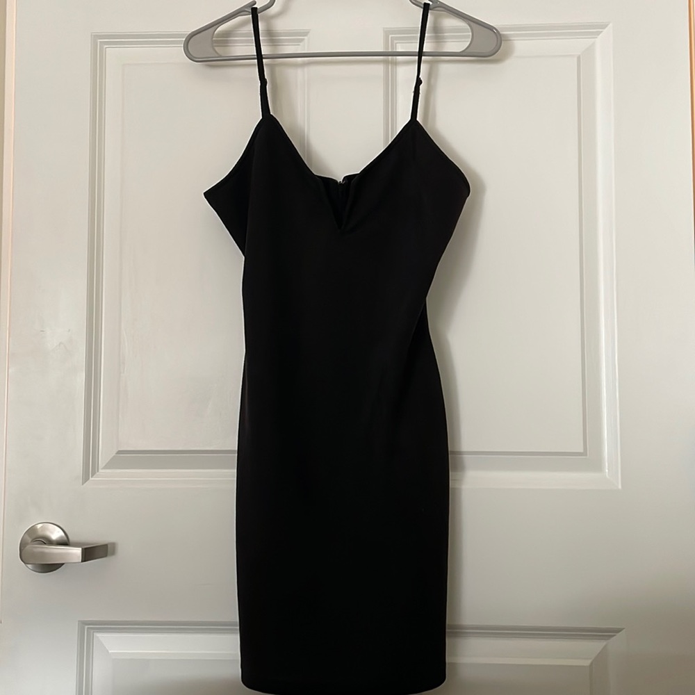 Cute Black Dress!